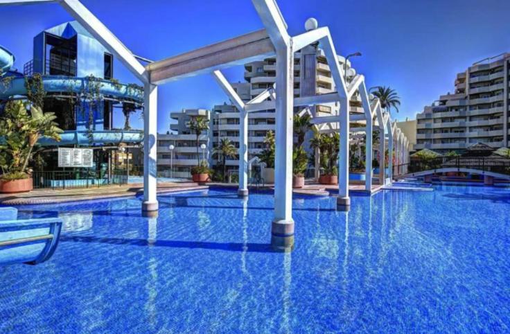 Benal beach suite, estudio con parque acuático y vistas al mar. Benalmádena Esterno foto
